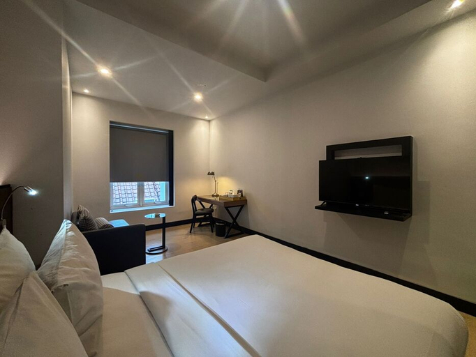 Bedroom 14