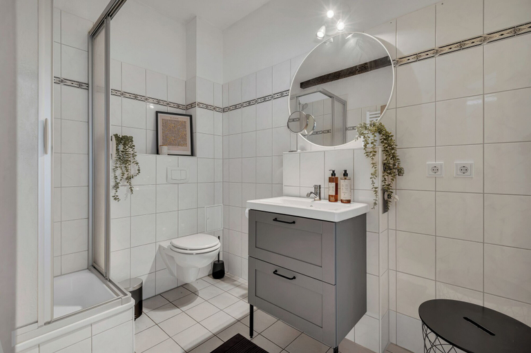 Bathroom 3, REGIOHOTEL am Nicolaiplatz Wernigerode, Harz
