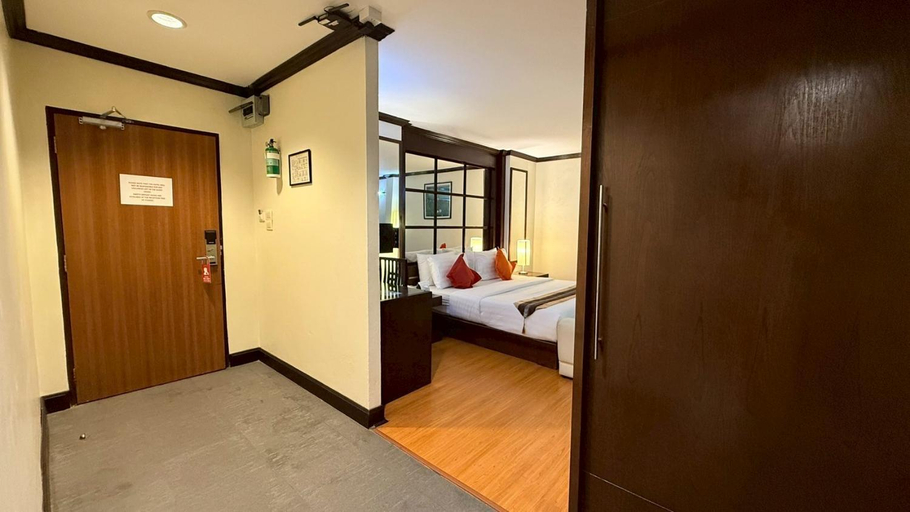 Bedroom 13