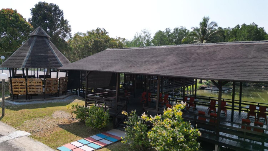 Exterior & Views 1, Putra Sentosa Retreat Camp Sematan, Lundu
