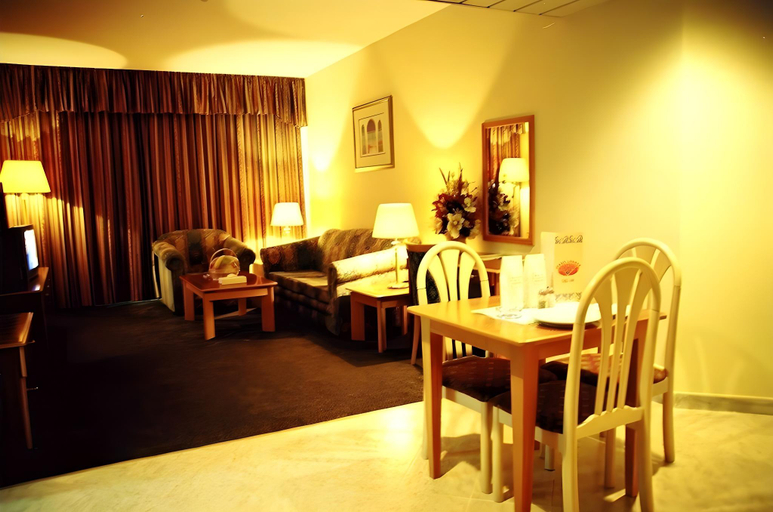 Others 5, Emirates Plaza Hotel, Abu Dhabi City