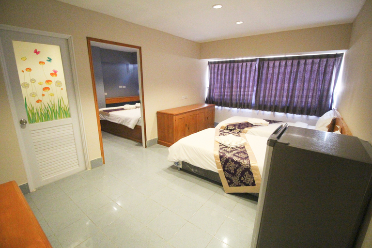 Bedroom 2, L'Hotel Bangkok, Prawet