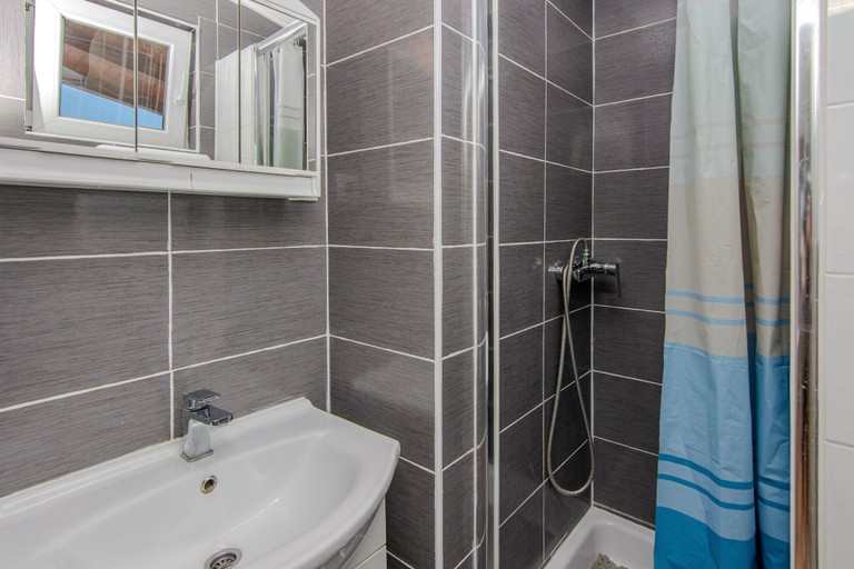 Bathroom 3, Apartment Gerzic, Vir