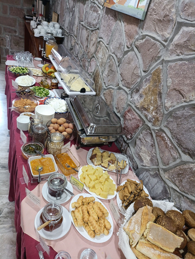 Food & Drinks 5, Hotel Iris, North Aegean