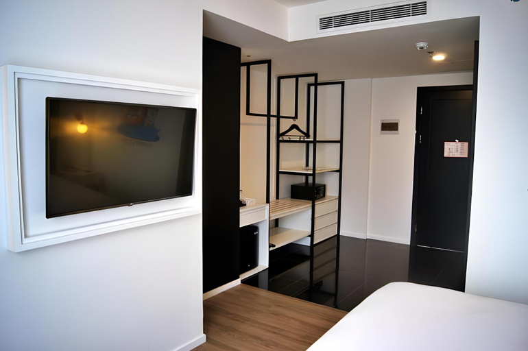 Bedroom 17