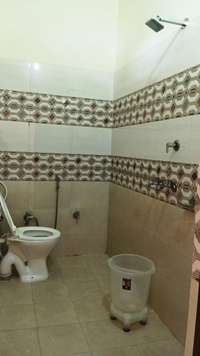 Bathroom 3, Kattapathar Nature Resort, Dehradun