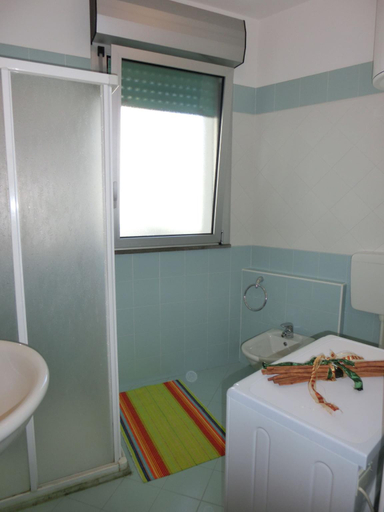 Bathroom, Cozy Apartment 200 meters from the beach - By Beahost Rentals, Venezia