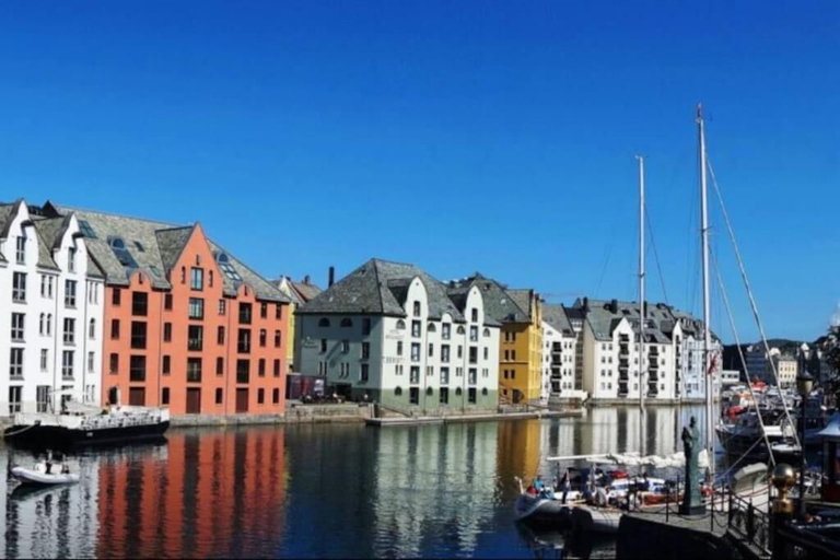 Exterior 4, Family Friendly, Free Parking Space, Short Walk to Brosundet, Ålesund