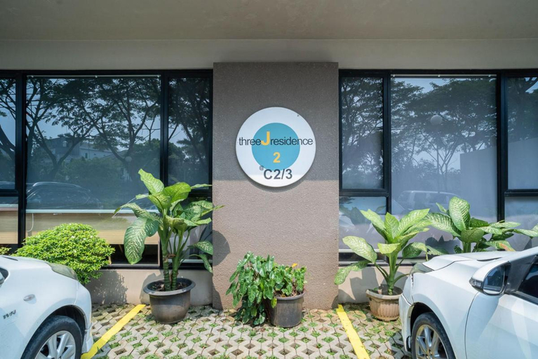Exterior & Views, Three J Residence 2, Tangerang