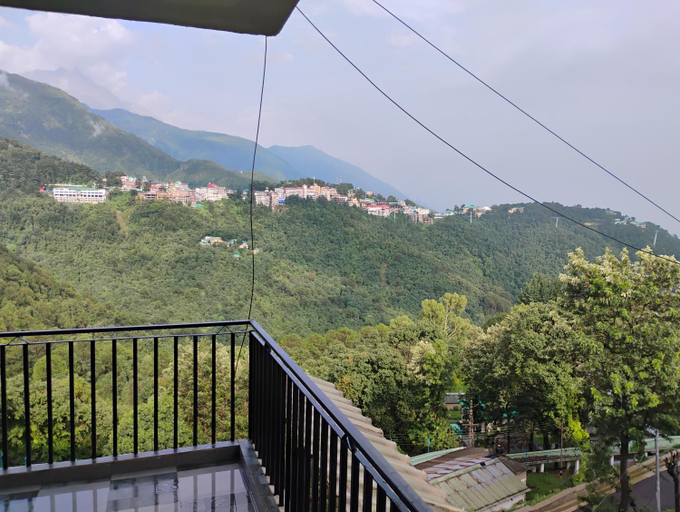 Others 5, Swaran BnB, Kangra