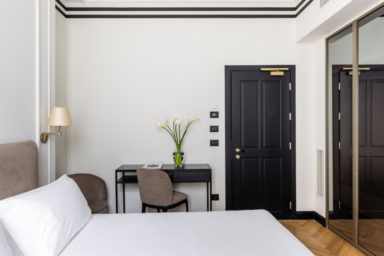 Bedroom 3, Hotel Continentale, Trieste