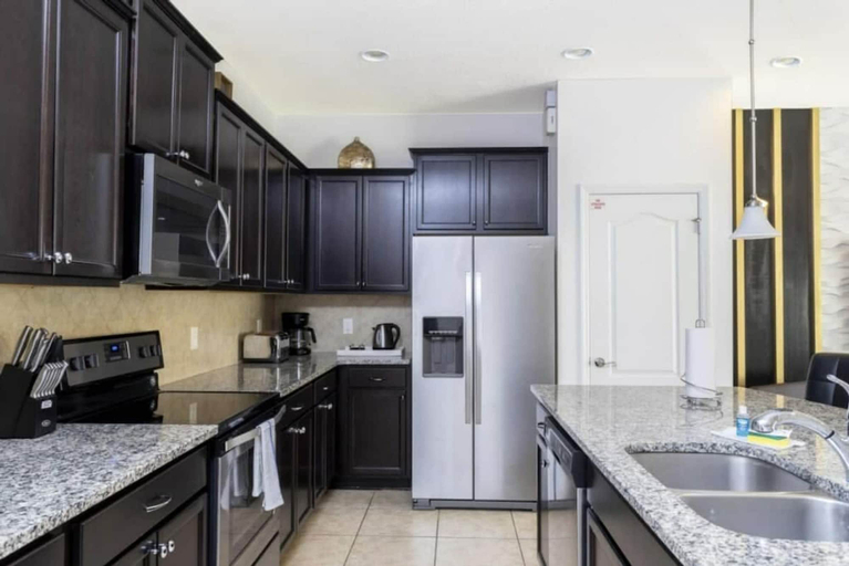 Room 4, 9035 Amazing 5BD For Your Family, Osceola