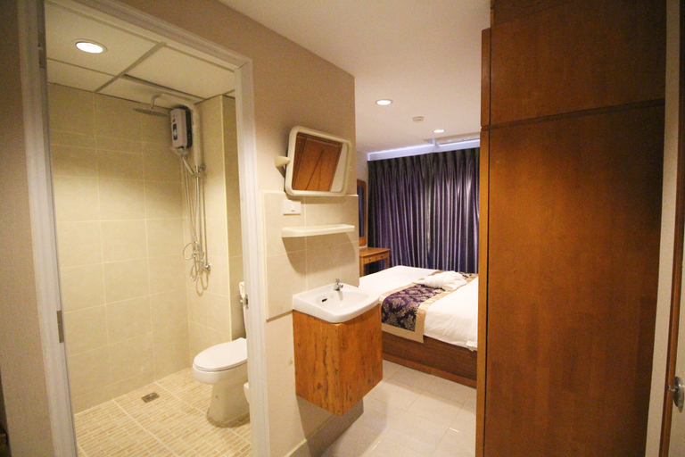 Bathroom 3, L'Hotel Bangkok, Prawet