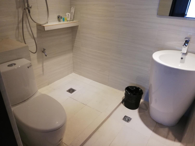 Bathroom 5