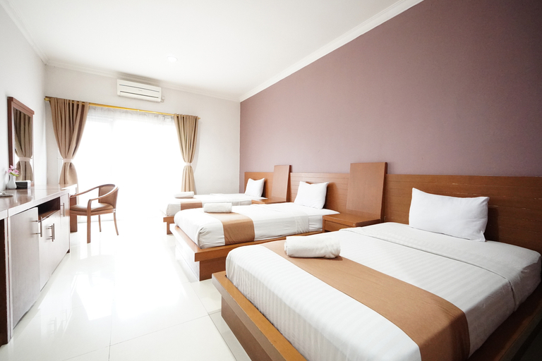 Bedroom 2, Hotel & Wisma Bintang Jadayat, Bogor