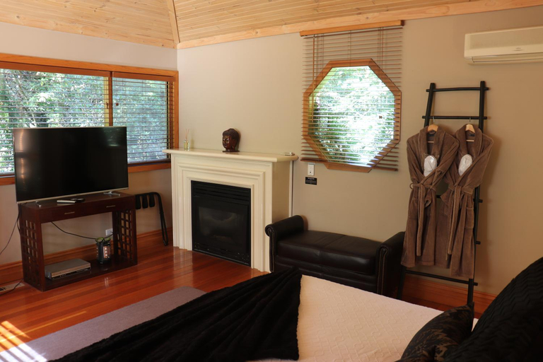 Bedroom 18