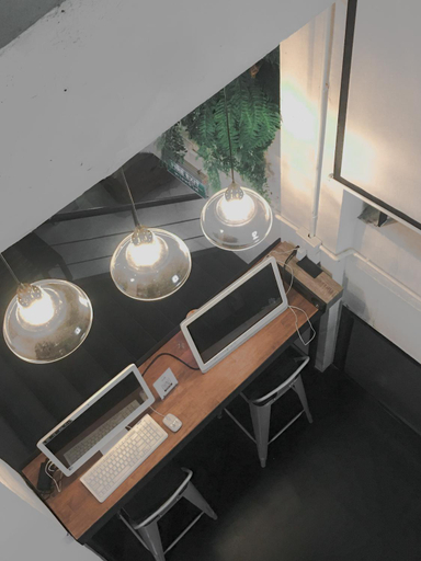 Public Area 2, 3 Howw Hostel at Sukhumvit 21, Wattana