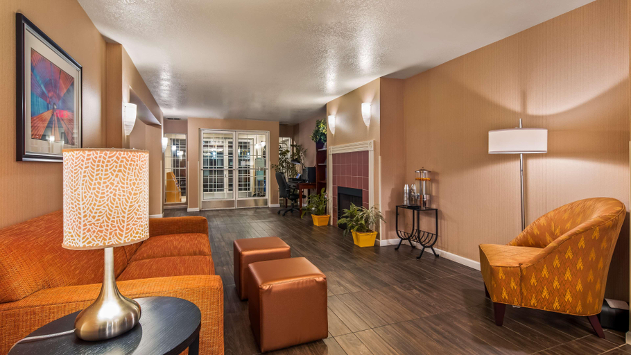 Public Area 2, Best Western Luxury Inn, San Joaquin