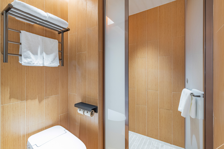 Bathroom 3, Ji Hotel Qingdao Licun Pedestrian Street, Qingdao