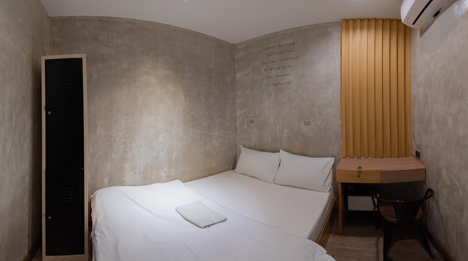 Bedroom 14