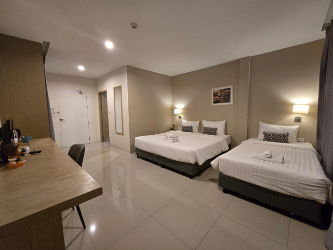 Bedroom 27