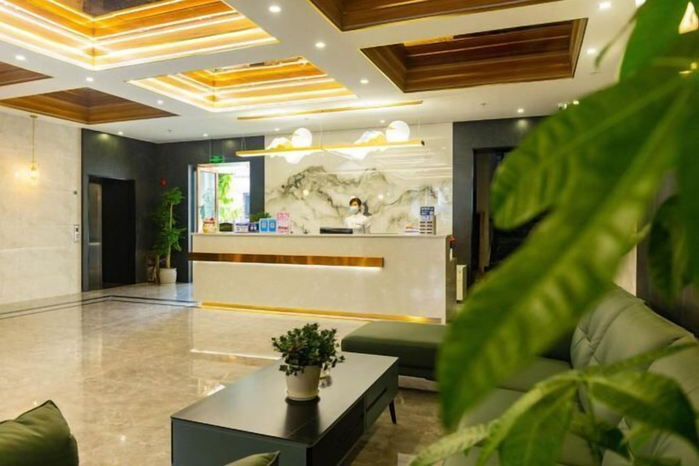 Others 4, Minfeng Hotel, Chongqing