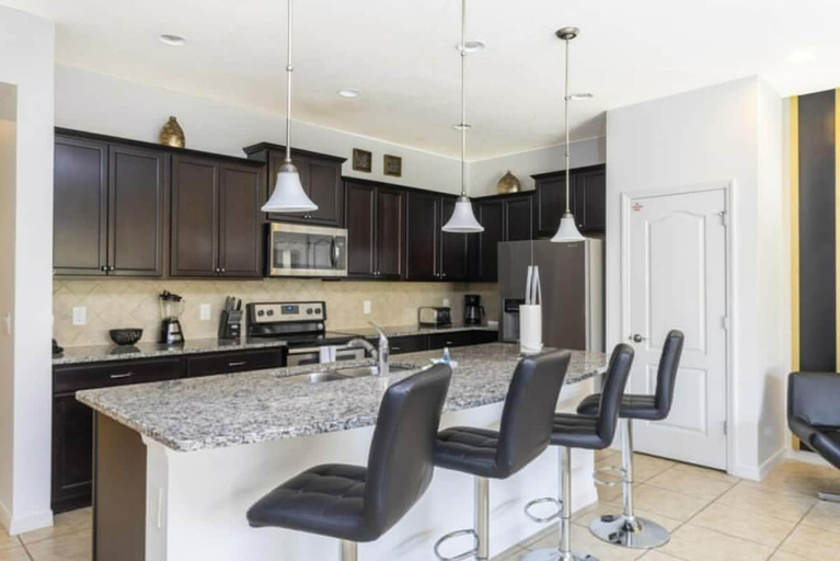 Room 3, 9035 Amazing 5BD For Your Family, Osceola