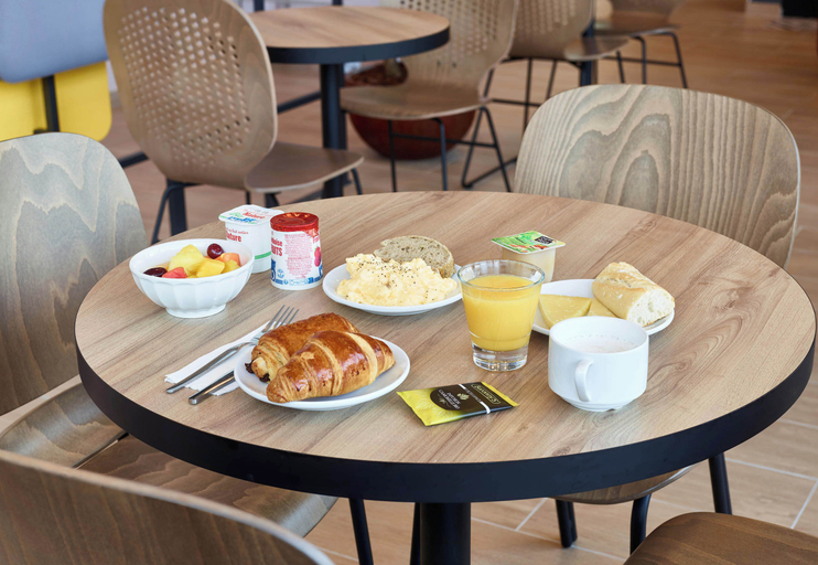 Food & Drinks 5, B&B Hotel Paris Clichy-Sous-Bois, Seine-Saint-Denis