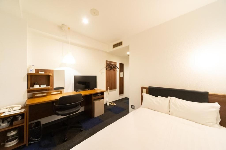 Bedroom 4, Business Hotel Ueno, Yamaguchi
