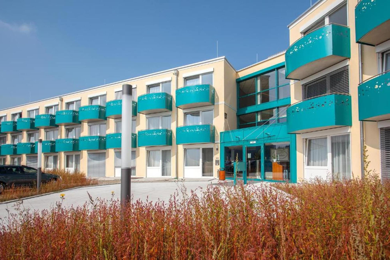 Exterior & Views 2, Victory Gästehaus Therme Erding, Erding