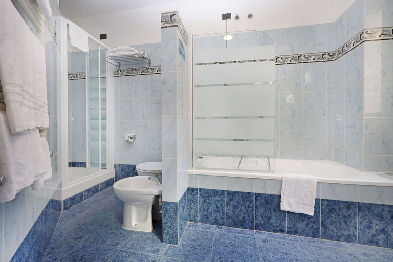 Bathroom 5, Hotel Rimini, Rome