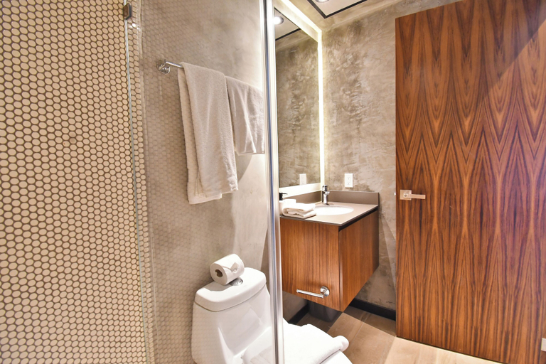 Bathroom 2, Tuk Fuego by The Spot Rentals, Cozumel