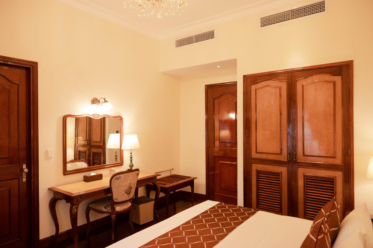 Bedroom 15
