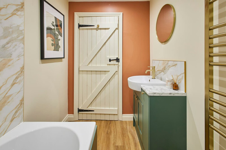 Bathroom 4, Host Stay Cinnamon Cottage, Durham