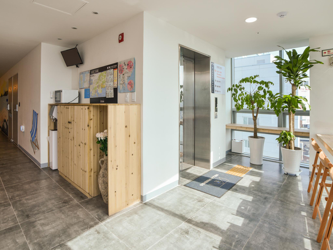 Public Area 4, K-Guesthouse Premium Nampo 1, Jung