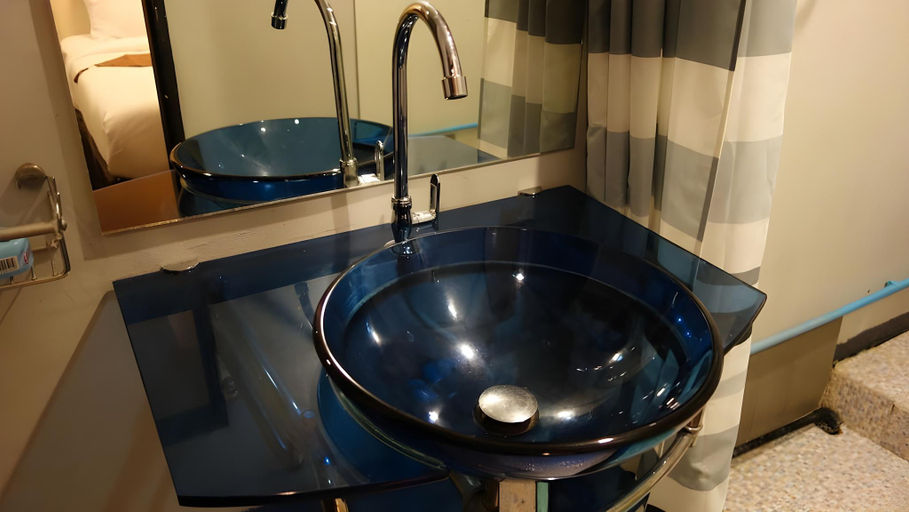 Bathroom, V30 Sukhumvit, Khlong Toey