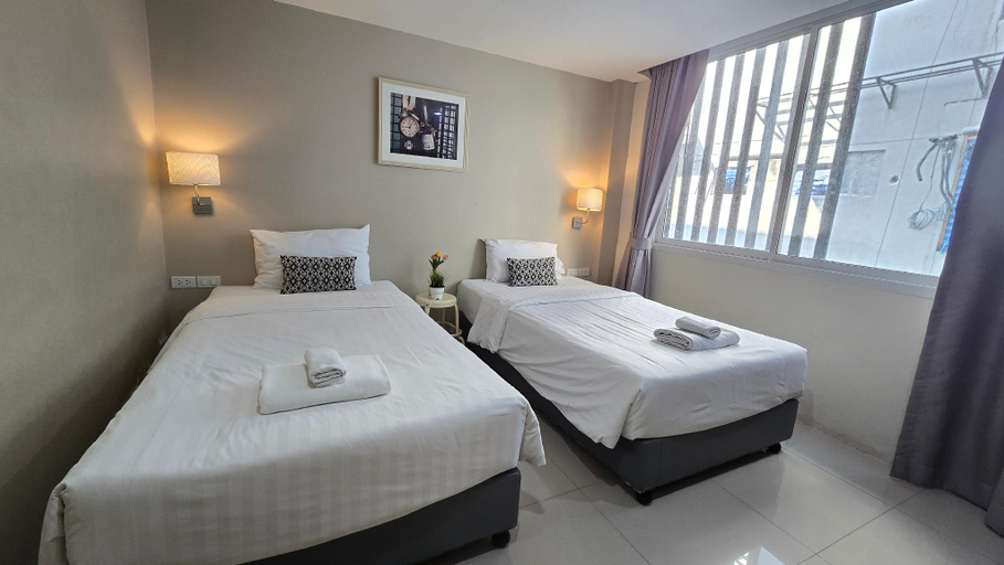 Bedroom 24