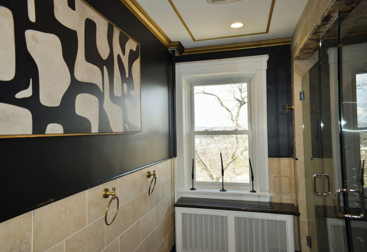 Bathroom 3, Chateau Connellsville, Fayette