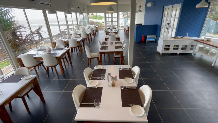 Food & Drinks 3, Praveg Beach Resort Diu, Chakratirth Beach, Diu