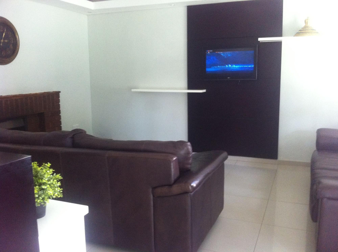 Public Area, Cosy Palms Guest House, Gaborone