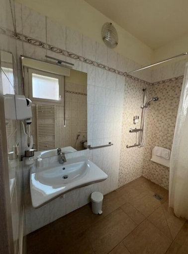 Bathroom 3, Ca' Nadia, Venezia