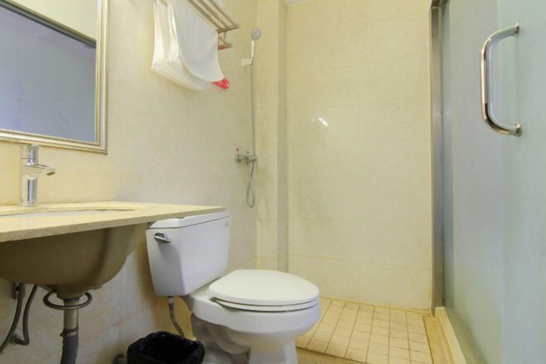 Bathroom 3, Minfeng Hotel, Chongqing