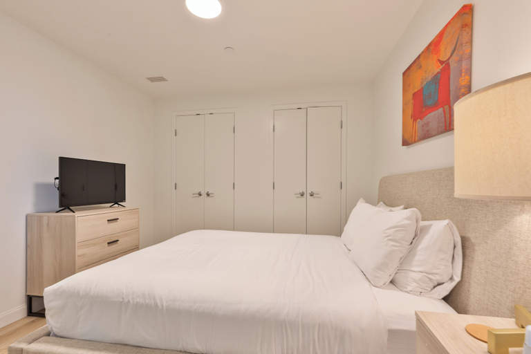 Bedroom 2, Idyl, Boston
