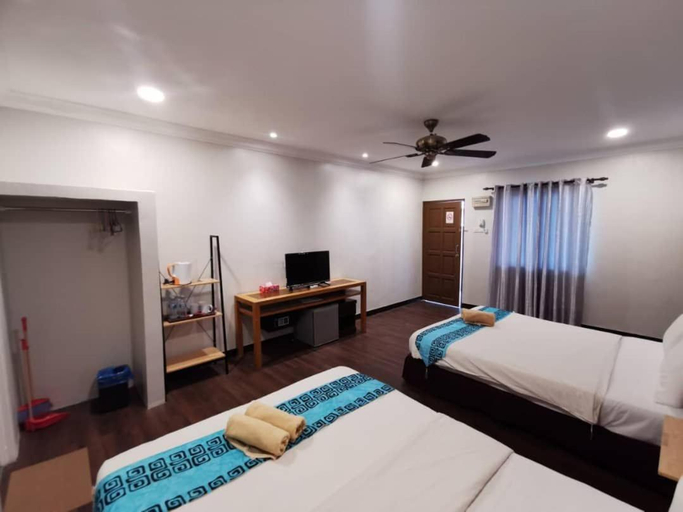 Bedroom 3, Adina Drive-In Motel, Langkawi