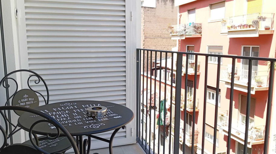 Others 5, Mimi Apartment Cozy, Bari