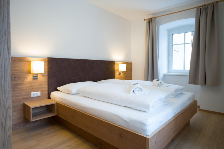 Room 5, Lake View Suites Villa Julia - Garden Suite, Zell am See