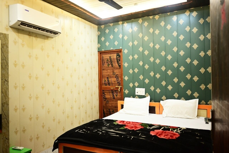 Bedroom 3, The Mansarovar Palace, Faizabad
