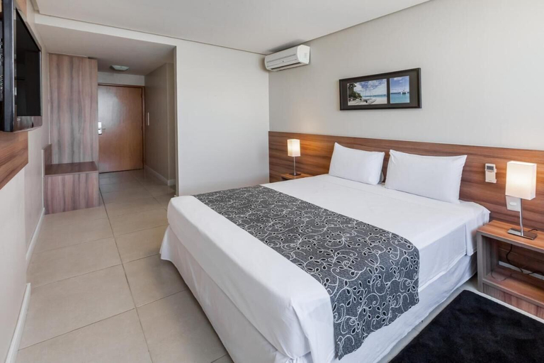 Bedroom 4, Days Inn Linhares, Linhares