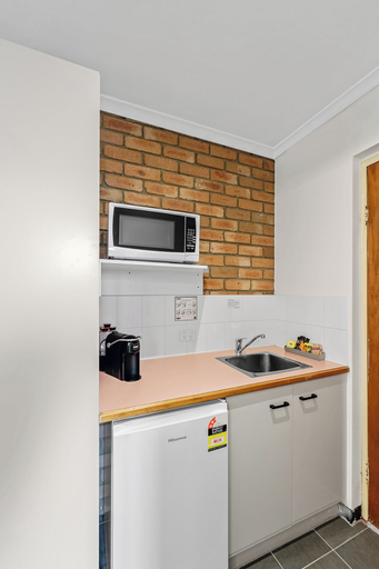 Dining Room 10