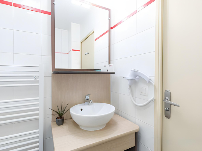 Bathroom 5